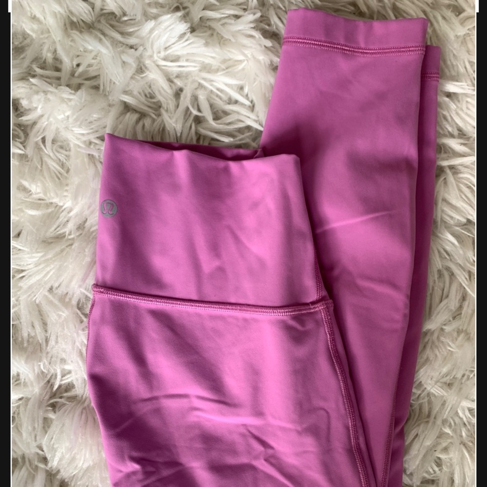 Brand new pink lululemon full luxtreme 25” leggings size 6